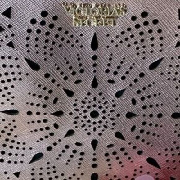 Victoria’s Secret Laser Wristlet + Cosmetics Case - Picture 6 of 6